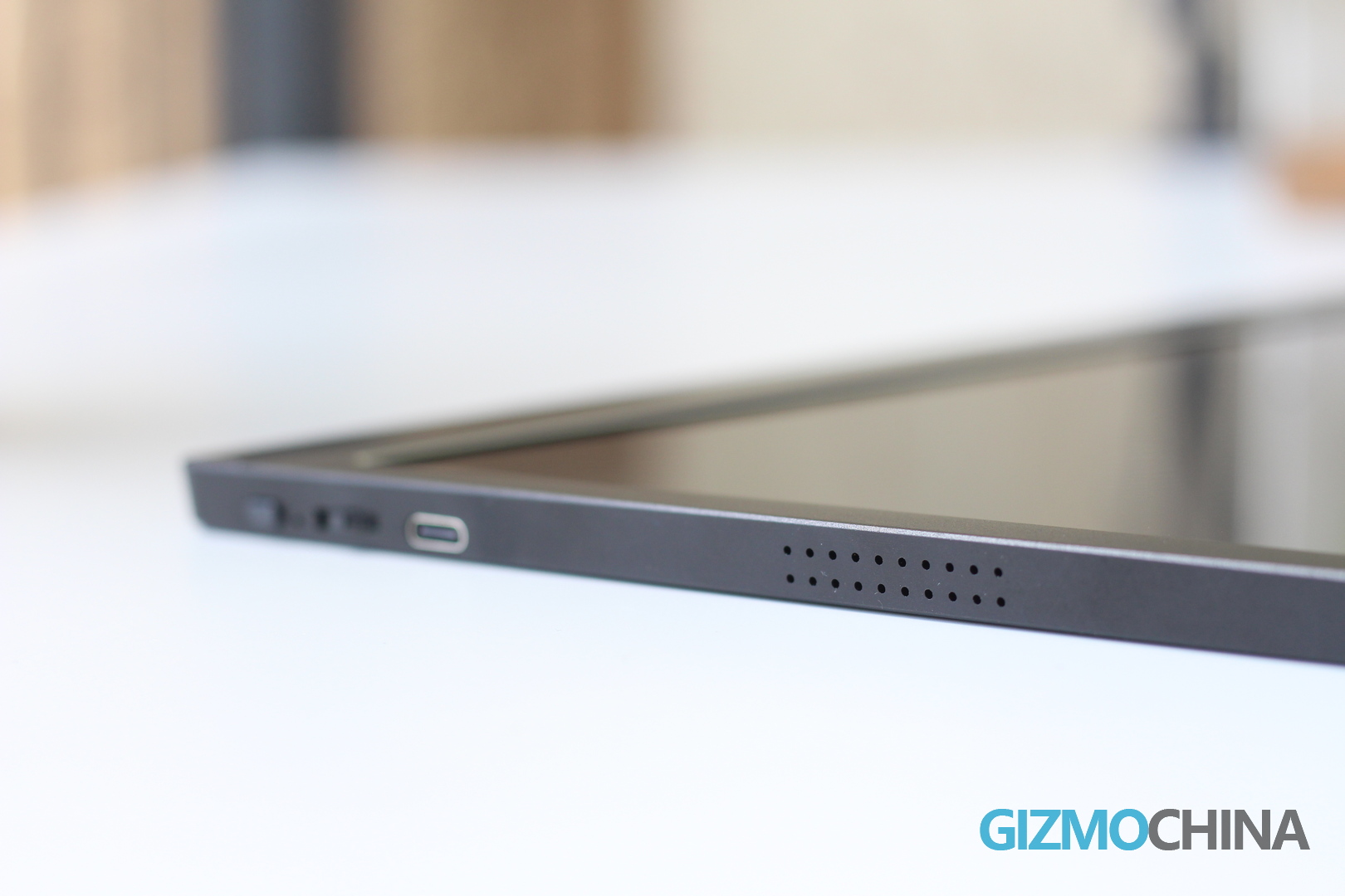 Lepow 휴대용 모니터 검토 13 